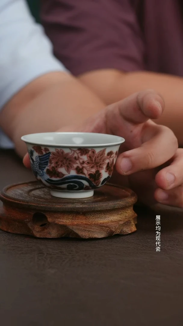 红绿彩瓷器上的璀璨明珠