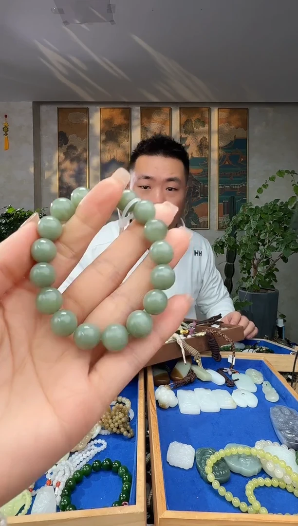 颈饰未镶嵌和田玉拍一发一