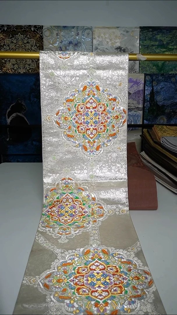 织绣织锦93宝象花