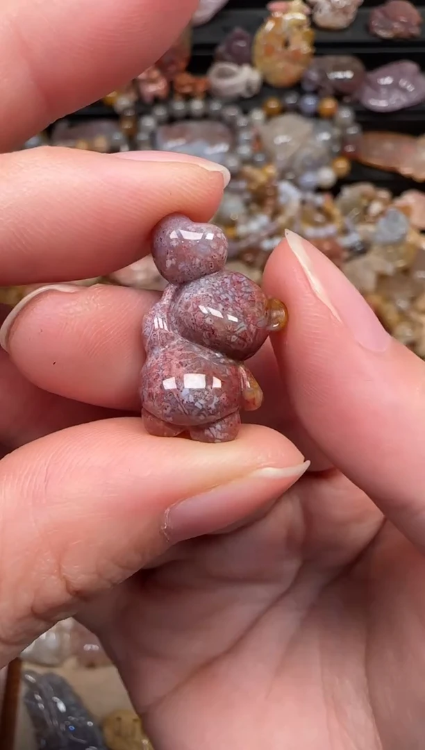 颈饰未镶嵌硅化珊瑚（珊瑚玉）560