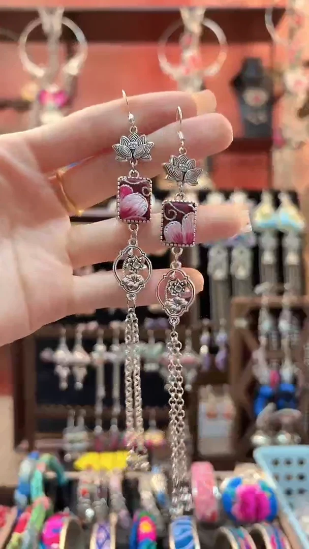 织绣 云织谣民族风精美饰品   555