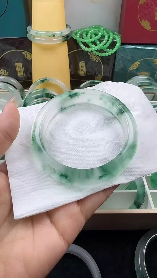 玛瑙/玉髓手镯未镶嵌手镯