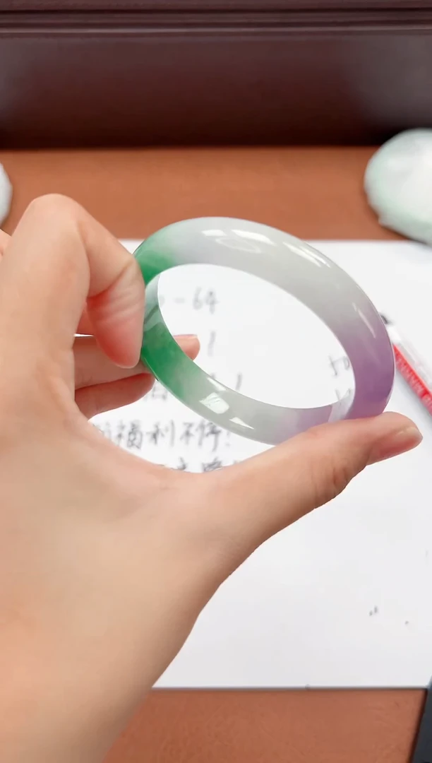 精品手镯，一物一拍Z077