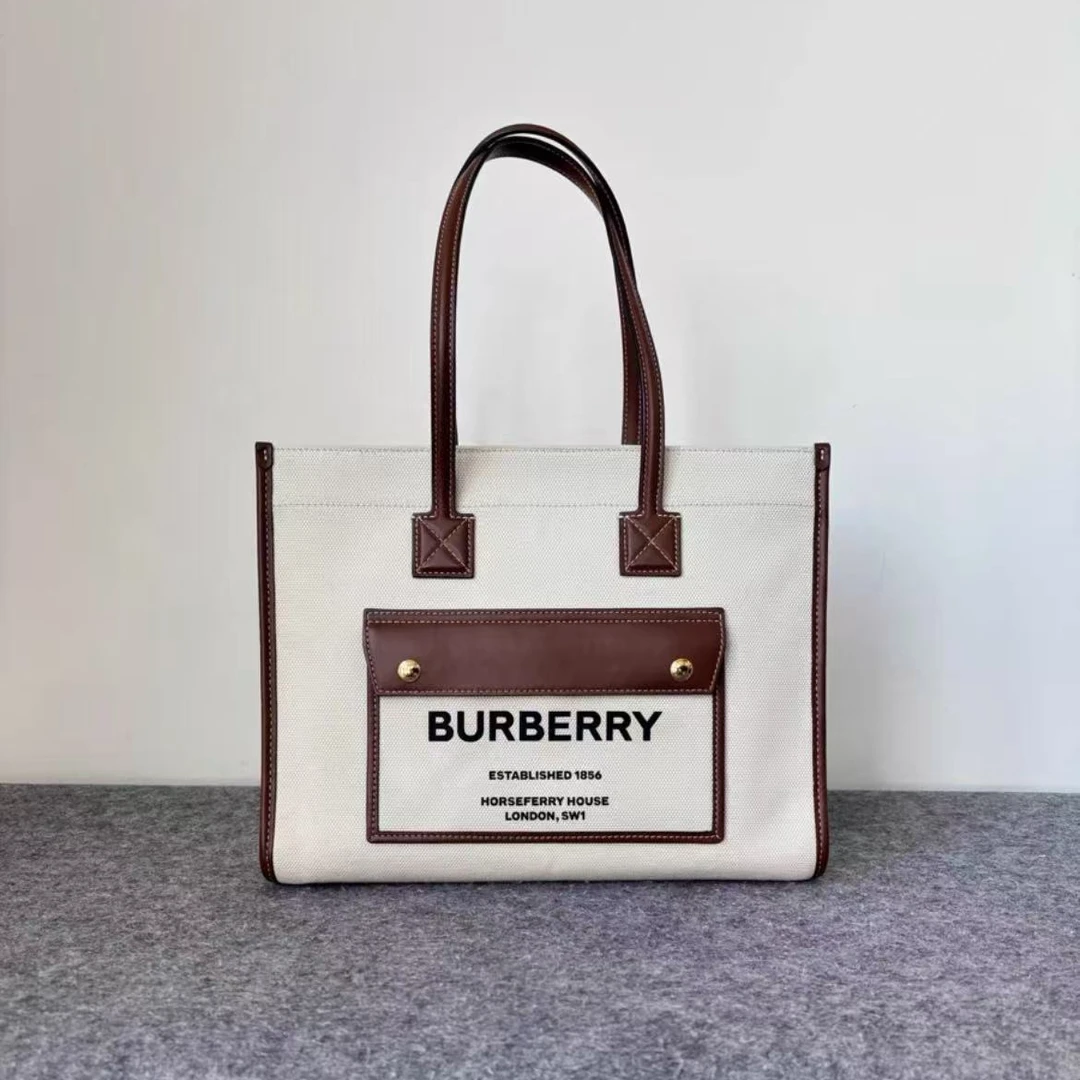99新 BURBERRY/博柏利 思斯专属 巴宝莉托特包 CPMU395