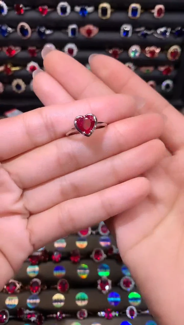 【闪购商品】红宝石戒指银S925镶嵌1白