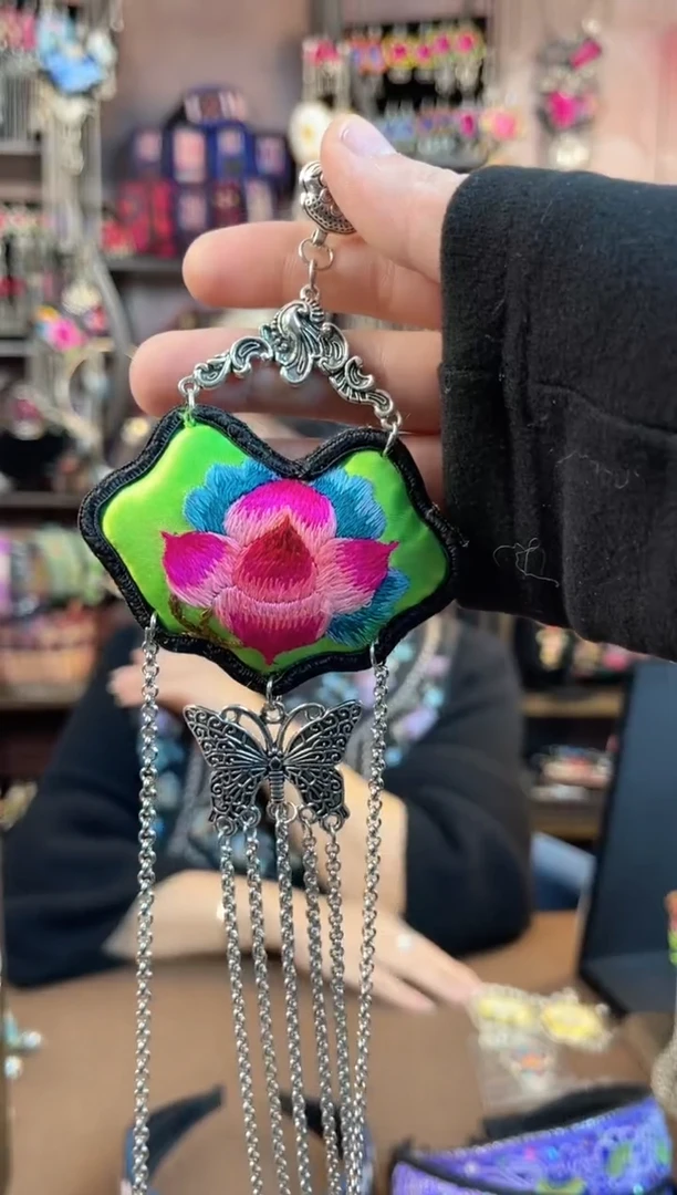 织绣 民族风手工非遗老绣饰品507