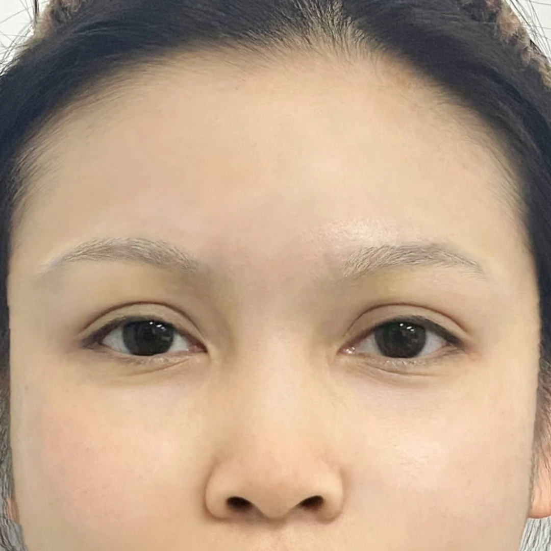 #点开看主播哦以前照片（眼线眉笔）