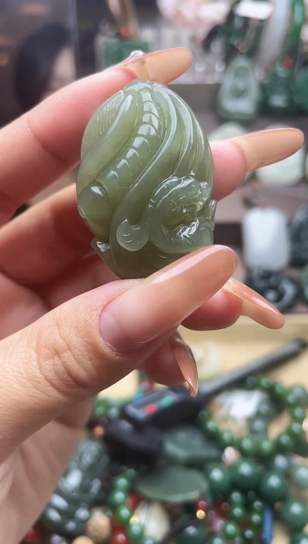 颈饰未镶嵌和田玉未镶嵌和田玉吊坠多样性拍一发一