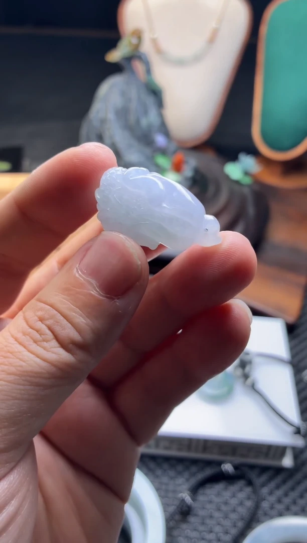 颈饰未镶嵌翡翠白菜多样性发一件