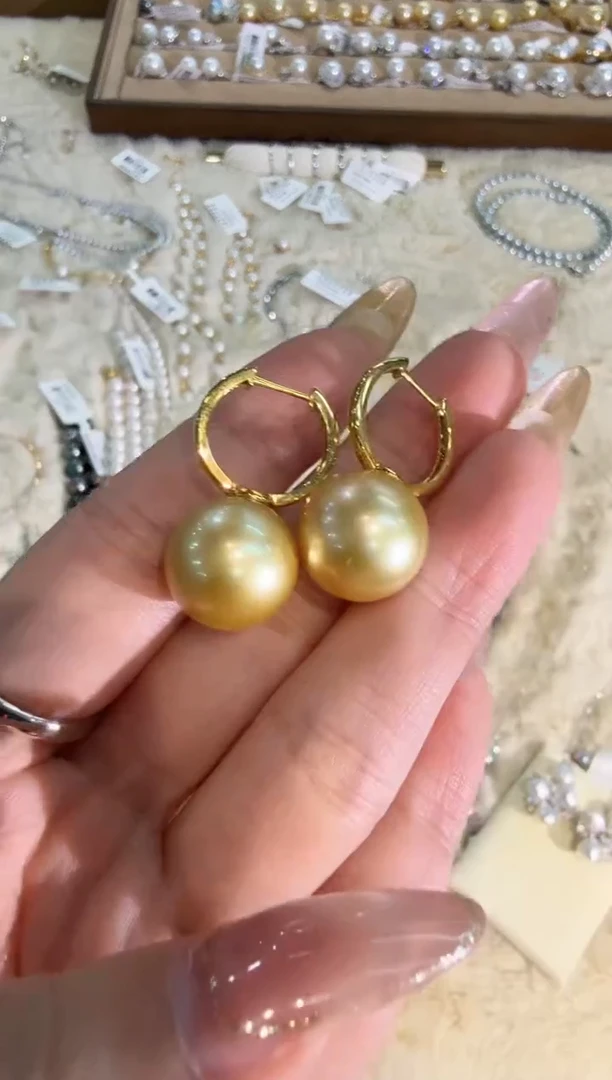 18K金镶嵌耳饰海水珍珠zzxm多样性发一对