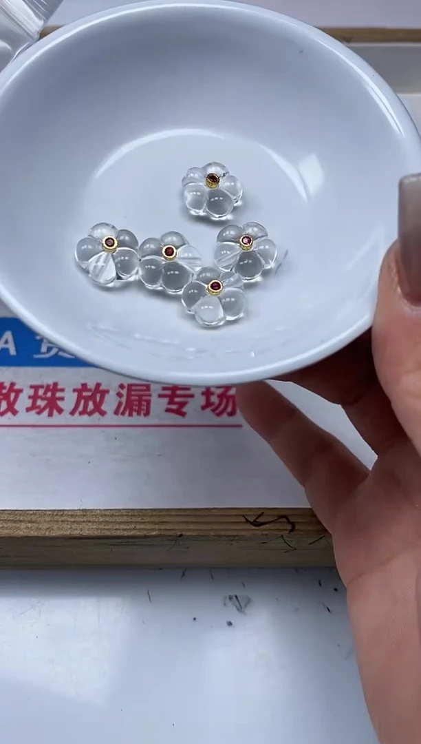 【闪购商品】水晶散珠未镶嵌M347 白水晶 五瓣花1个15元
