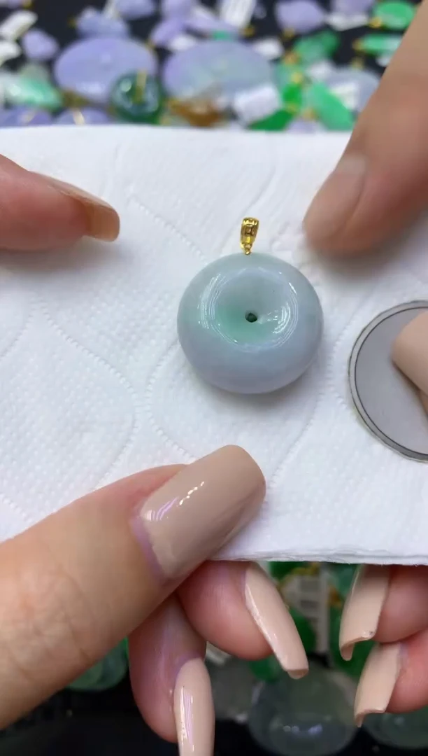 颈饰未镶嵌翡翠天然缅甸翡翠A货