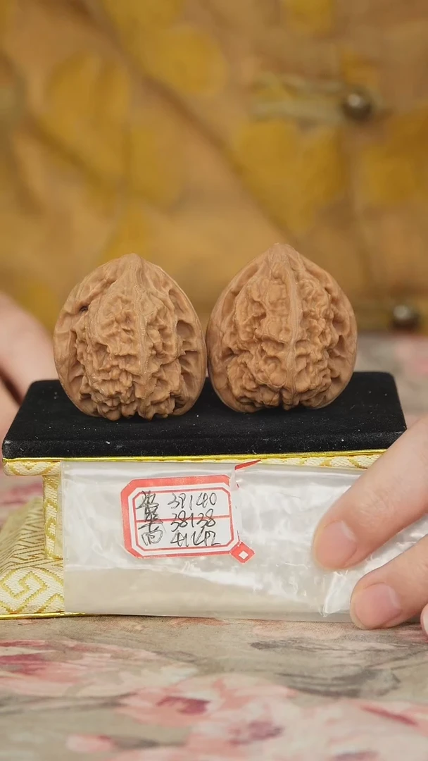 文玩核桃把件马蹄