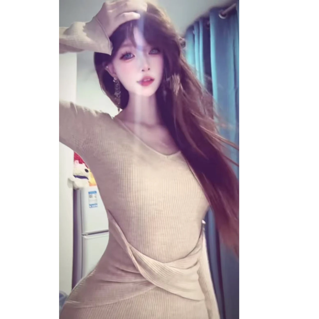 白白【焦糖曲奇】时尚优雅纯欲扭结高级感简单大气连衣裙LBBJL53048