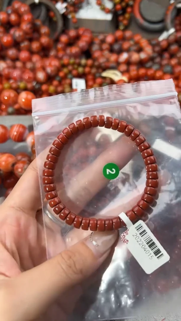 未镶嵌手串南红玛瑙6+