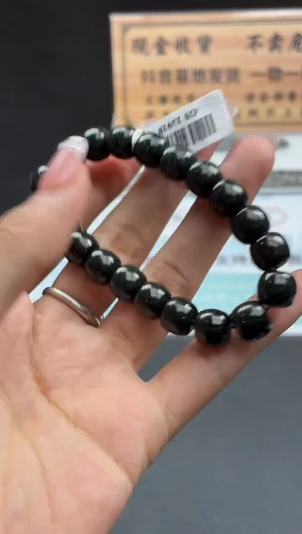 和田玉未镶嵌颈饰和田玉手串多样性发一