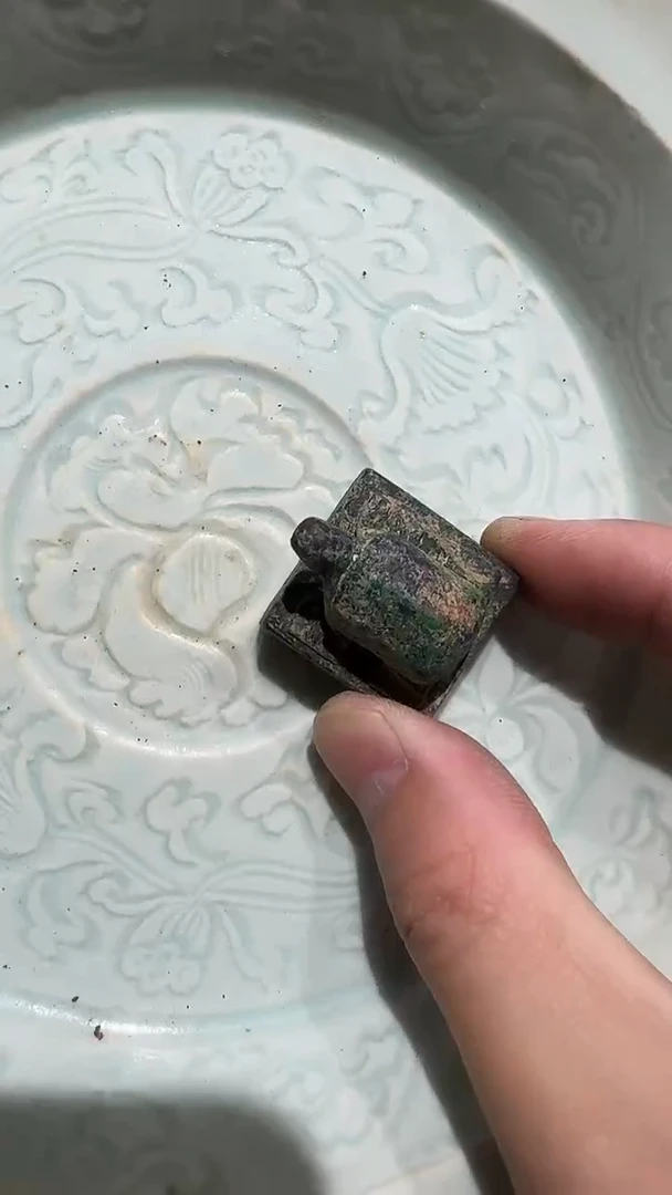 摆件