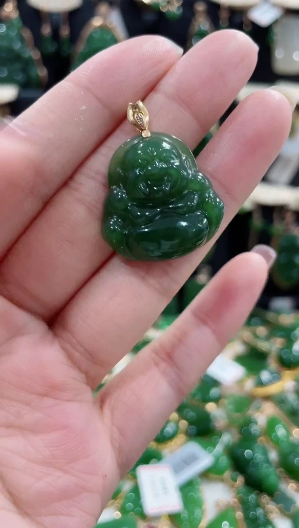 和田玉（碧玉）18K金镶嵌颈饰佛公