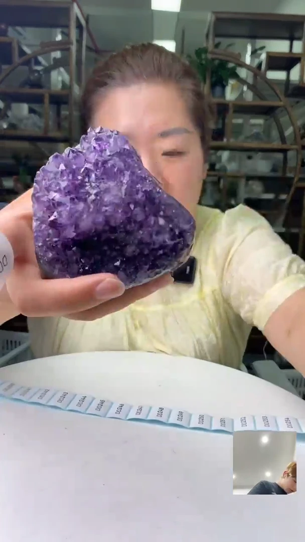 水晶珠宝半成品未镶嵌紫晶洞D236