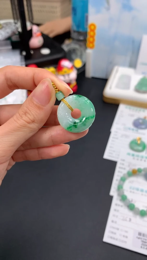 定制翡翠未镶嵌模式推广期48小时鉴赏期