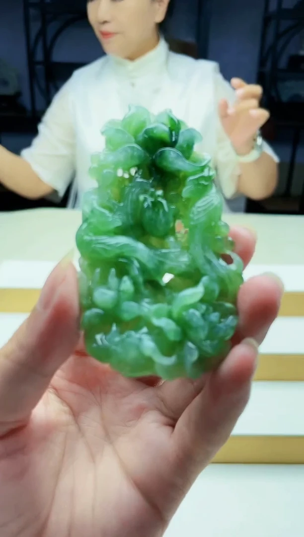 未镶嵌定制翡翠毛货09050090
