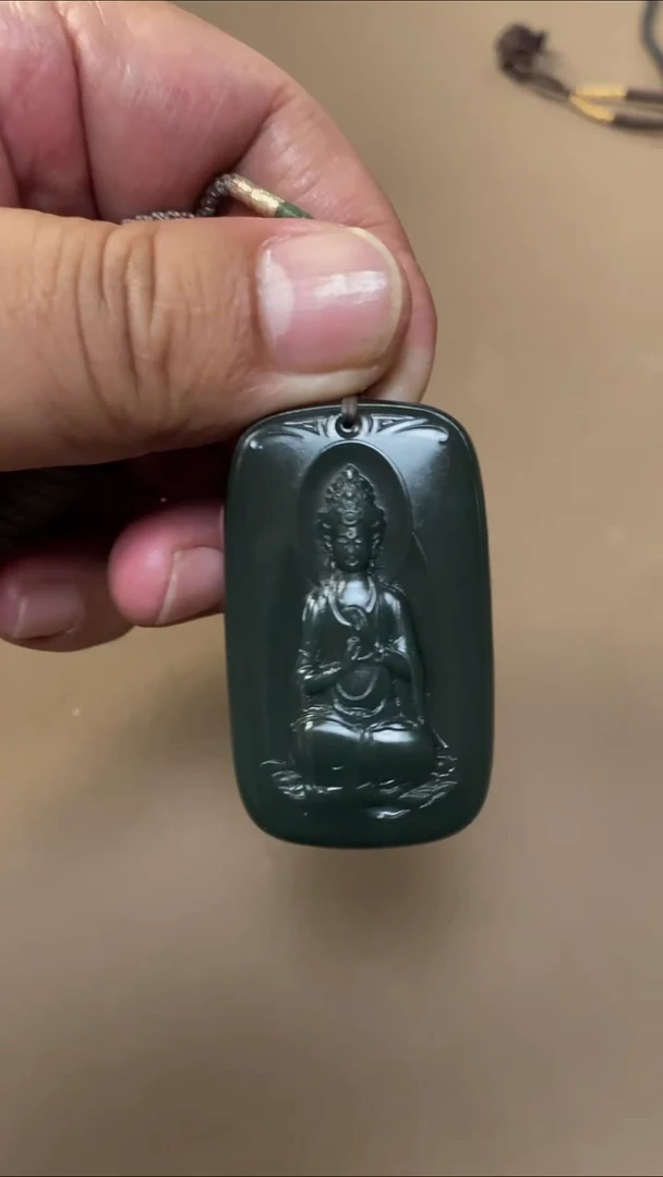 颈饰未镶嵌和田玉和田玉吊坠