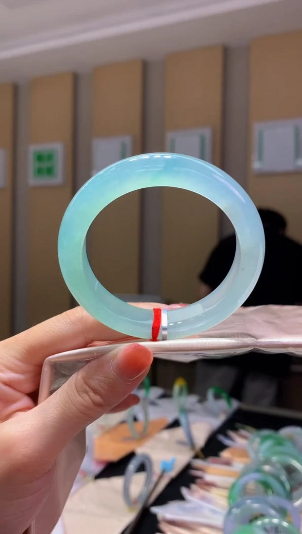 未镶嵌手镯翡翠-C72 圈口55.1 全款30万 定金2万