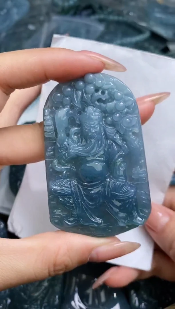 【闪购商品】翡翠颈饰未镶嵌