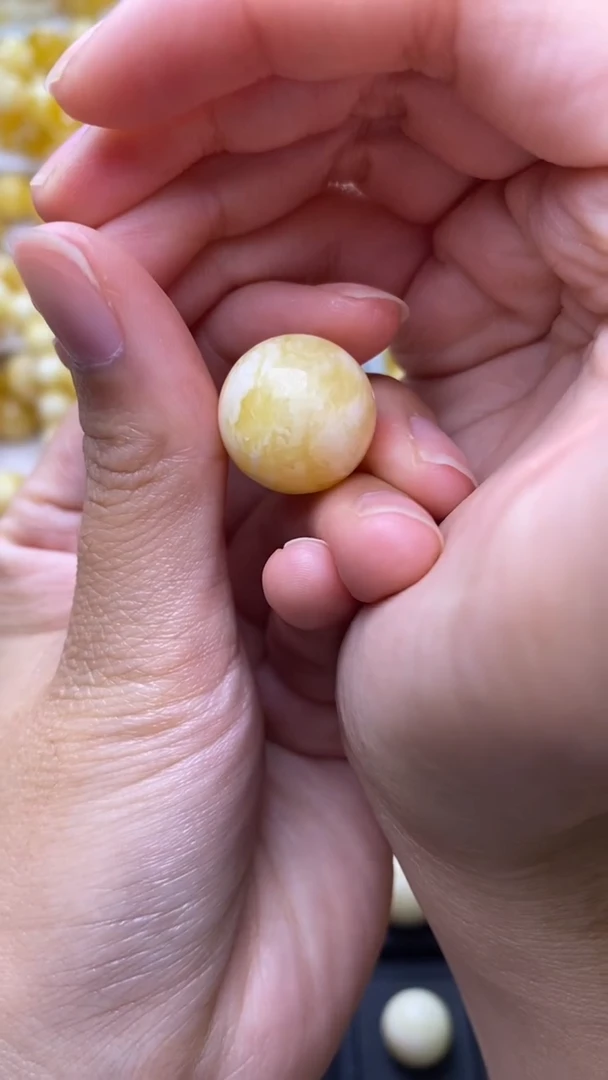 未镶嵌琥珀裸石蜜蜡.74