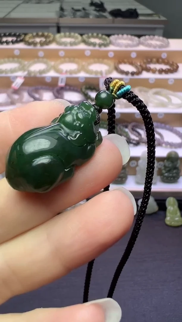 颈饰未镶嵌和田玉38号链接有包容