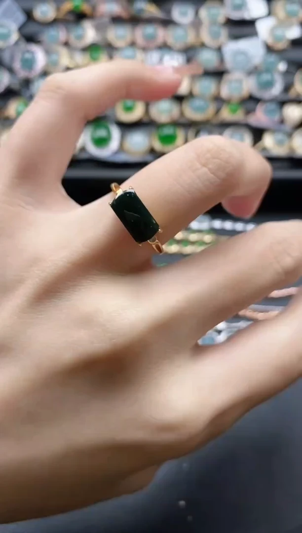 【闪购商品】翡翠戒指银S925镶嵌51151