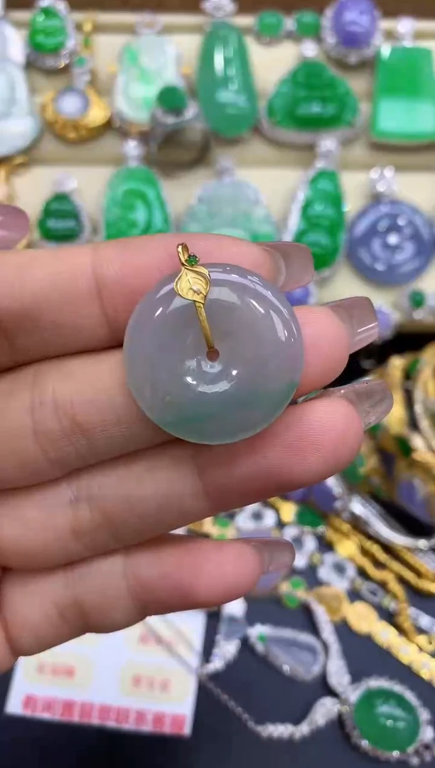 颈饰18K金镶嵌翡翠11-中国好珍宝