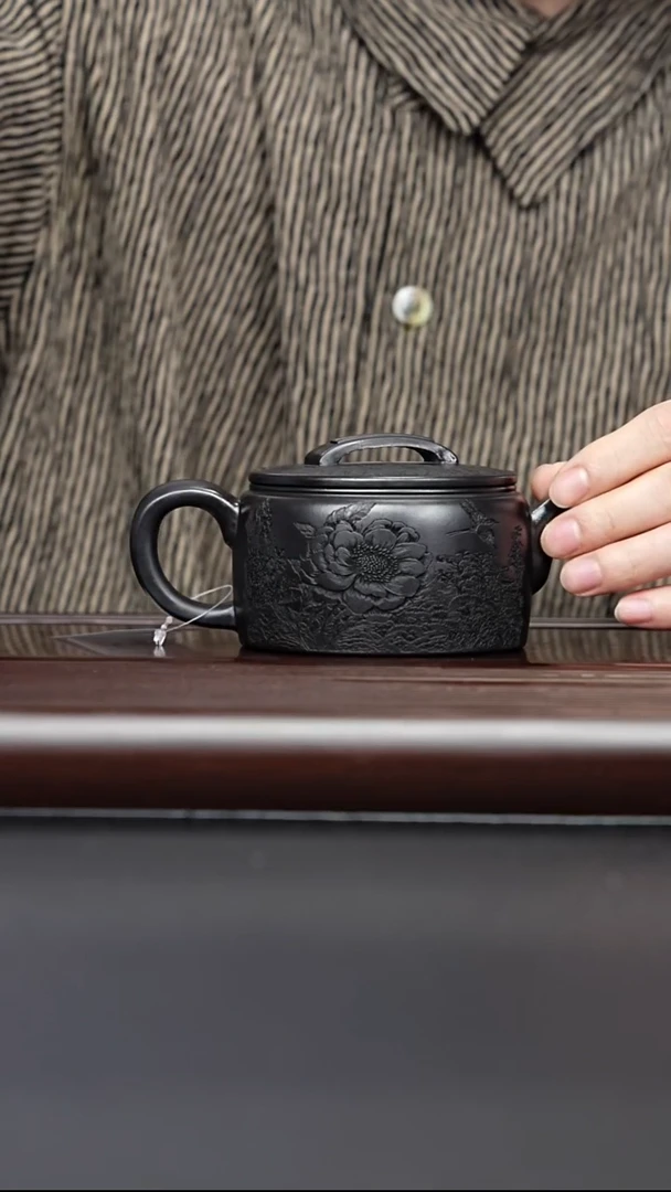 茶壶紫砂宜兴紫砂 牡丹汉瓦 石黄 赵圆静