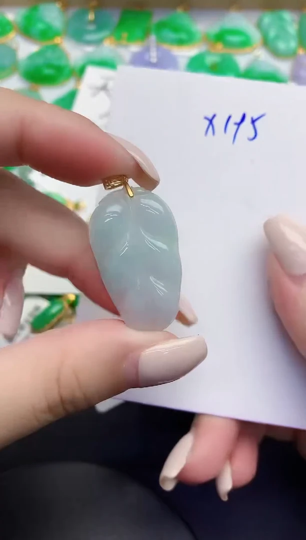 颈饰未镶嵌翡翠缅甸天然翡翠A货