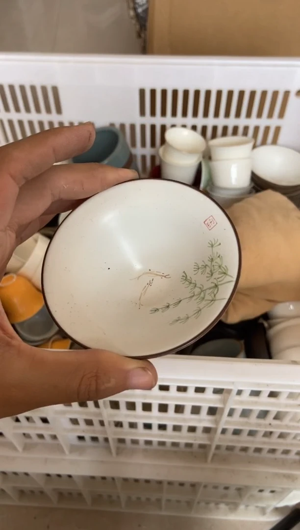 杯摄影的产品有使用过的痕迹有点脏介意勿拍