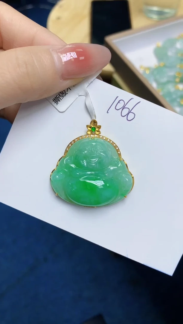 翡翠18K金镶嵌颈饰 天然缅甸翡翠A货