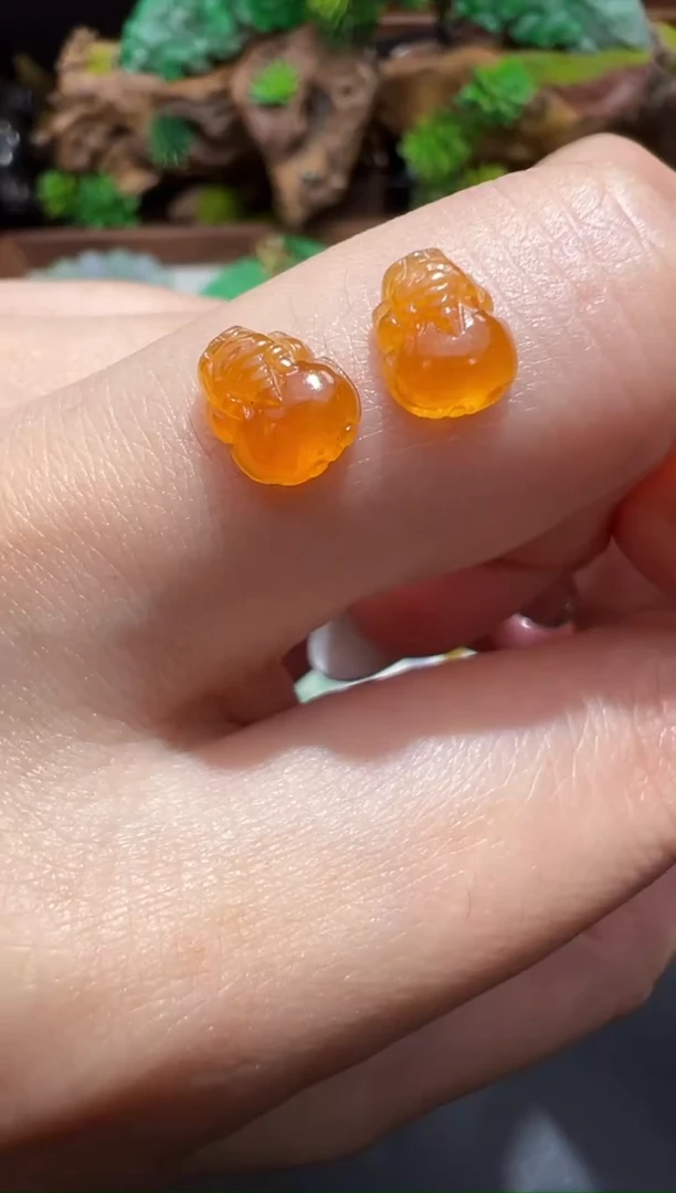 未镶嵌定制翡翠8.0*6.3*2.9貔貅