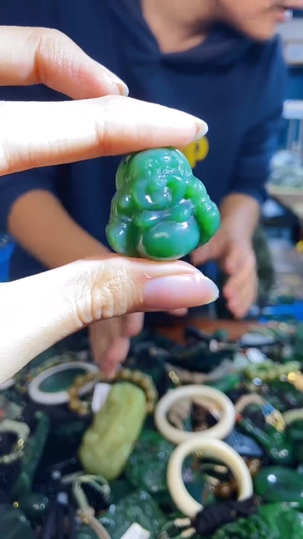 未镶嵌和田玉挂件1