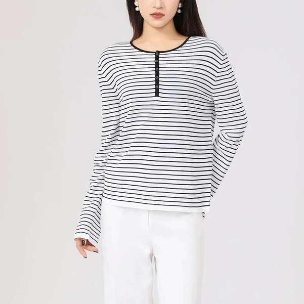 阿玛施AMASS 春秋新款条纹时尚圆领针织长袖慵懒风百搭休闲538043