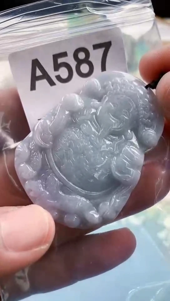 【闪购商品】翡翠挂件未镶嵌天然翡翠吊坠挂件