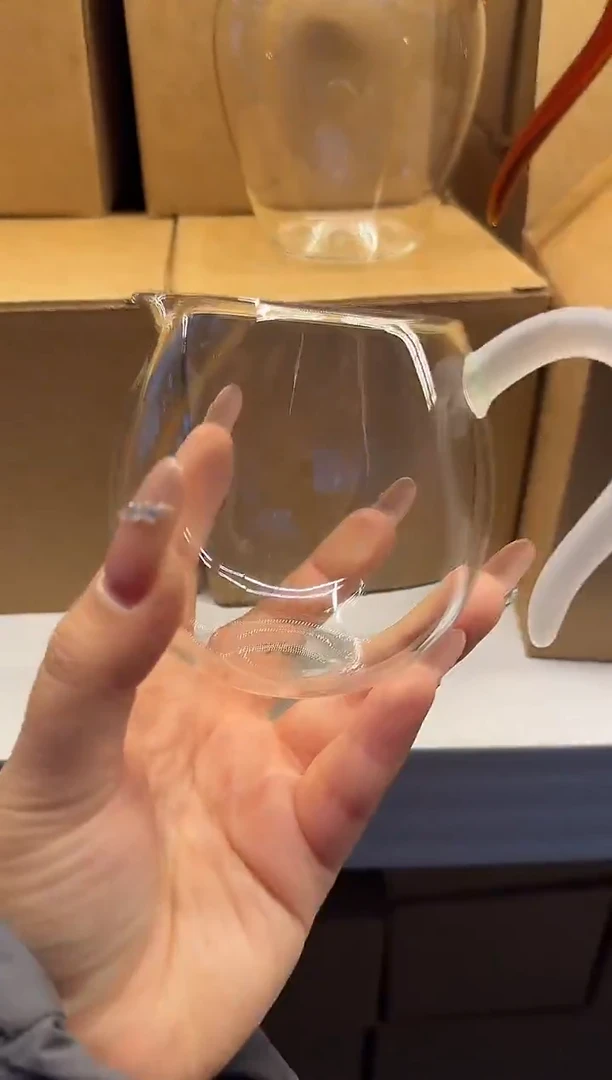 磨砂泓然公道杯