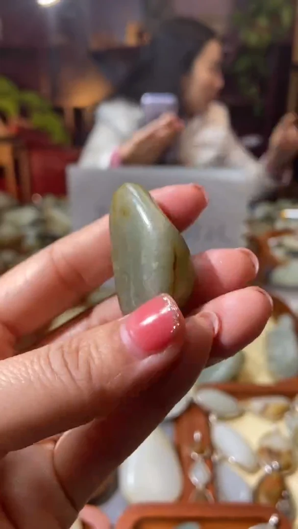 【闪购商品】和田玉把件未镶嵌和田玉吊坠挂件精美