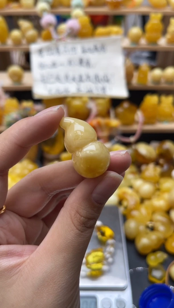 琥珀未镶嵌珠宝奇石064琥珀蜜蜡微瑕