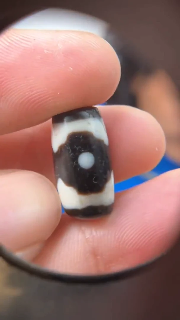 【闪购商品】玛瑙/玉髓颈饰未镶嵌噶玛珠宝