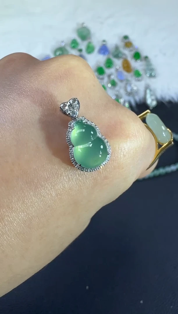 吊坠(不含链)18K金镶嵌翡翠C175|3980