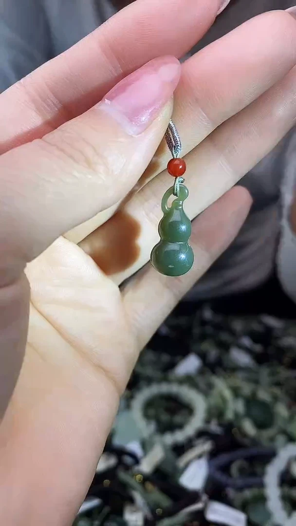 颈饰未镶嵌和田玉多样性发货，拍一发一