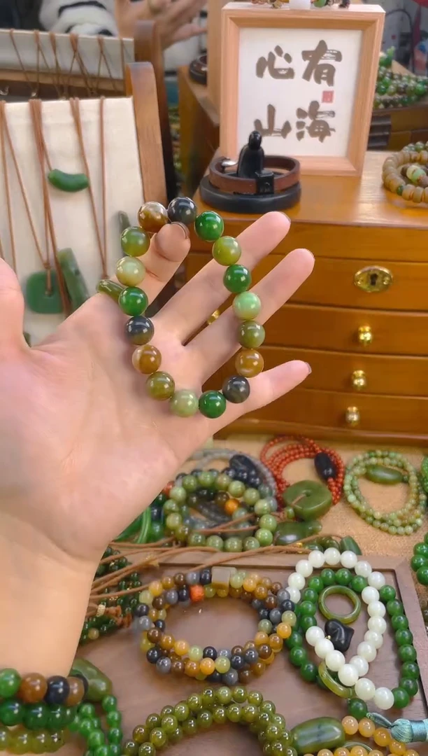 未镶嵌手串和田玉莫奈