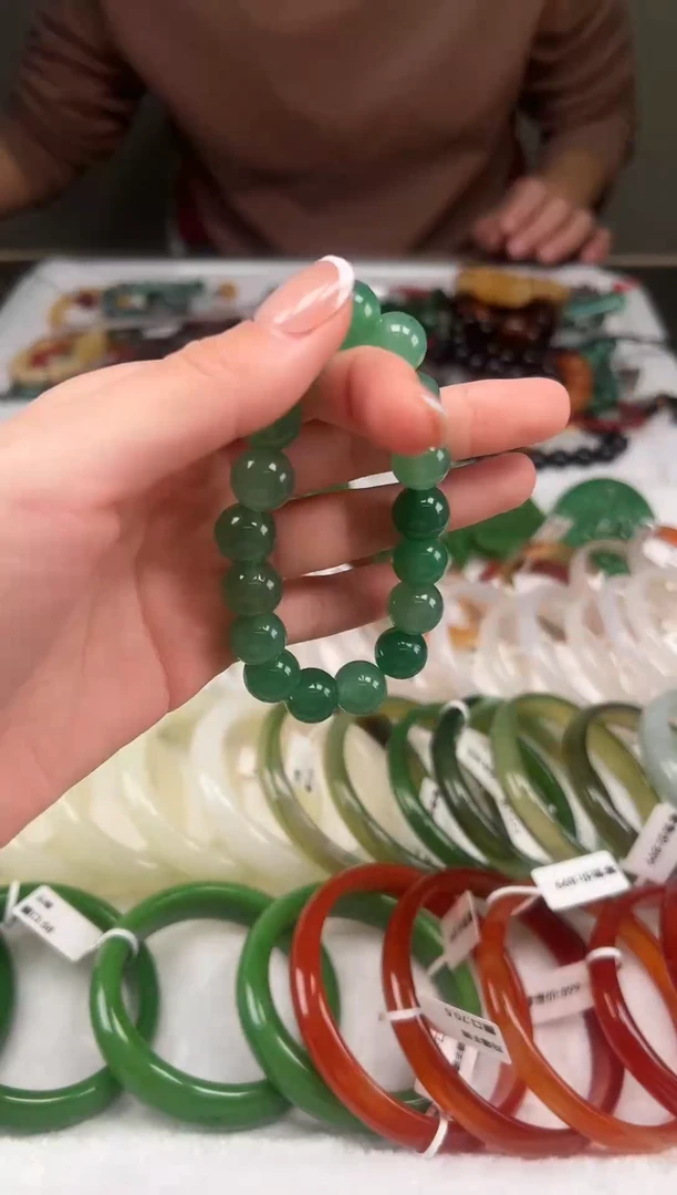 合金手链石英质玉无礼盒