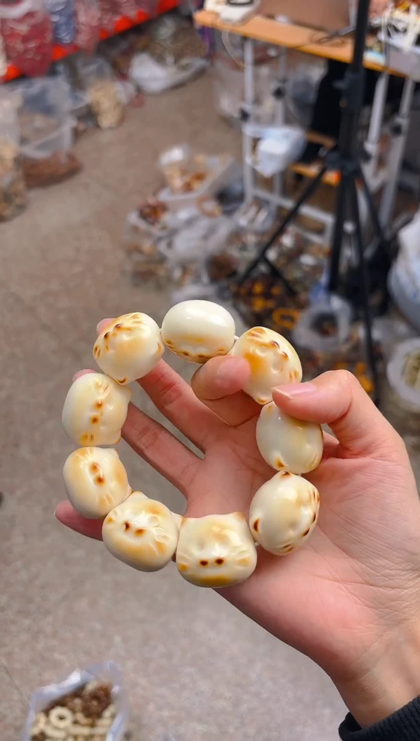 吊坠菩提根/象牙果大卡大卡猫咪头单圈