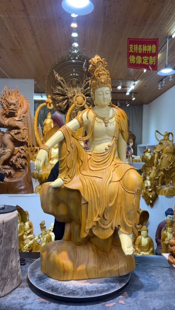 香樟木自在观音50*40*105